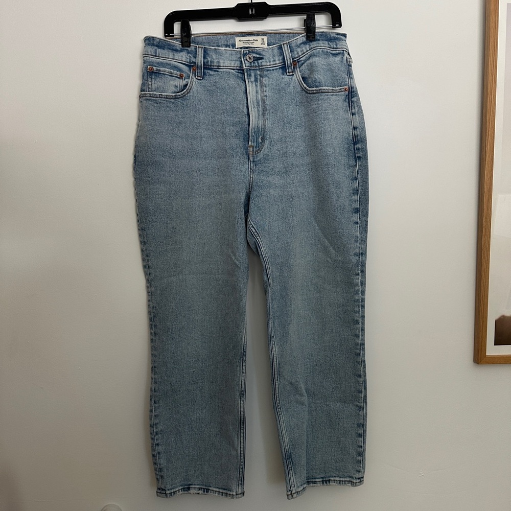 Abercrombie Ankle Straight Ultra High Rise Jeans